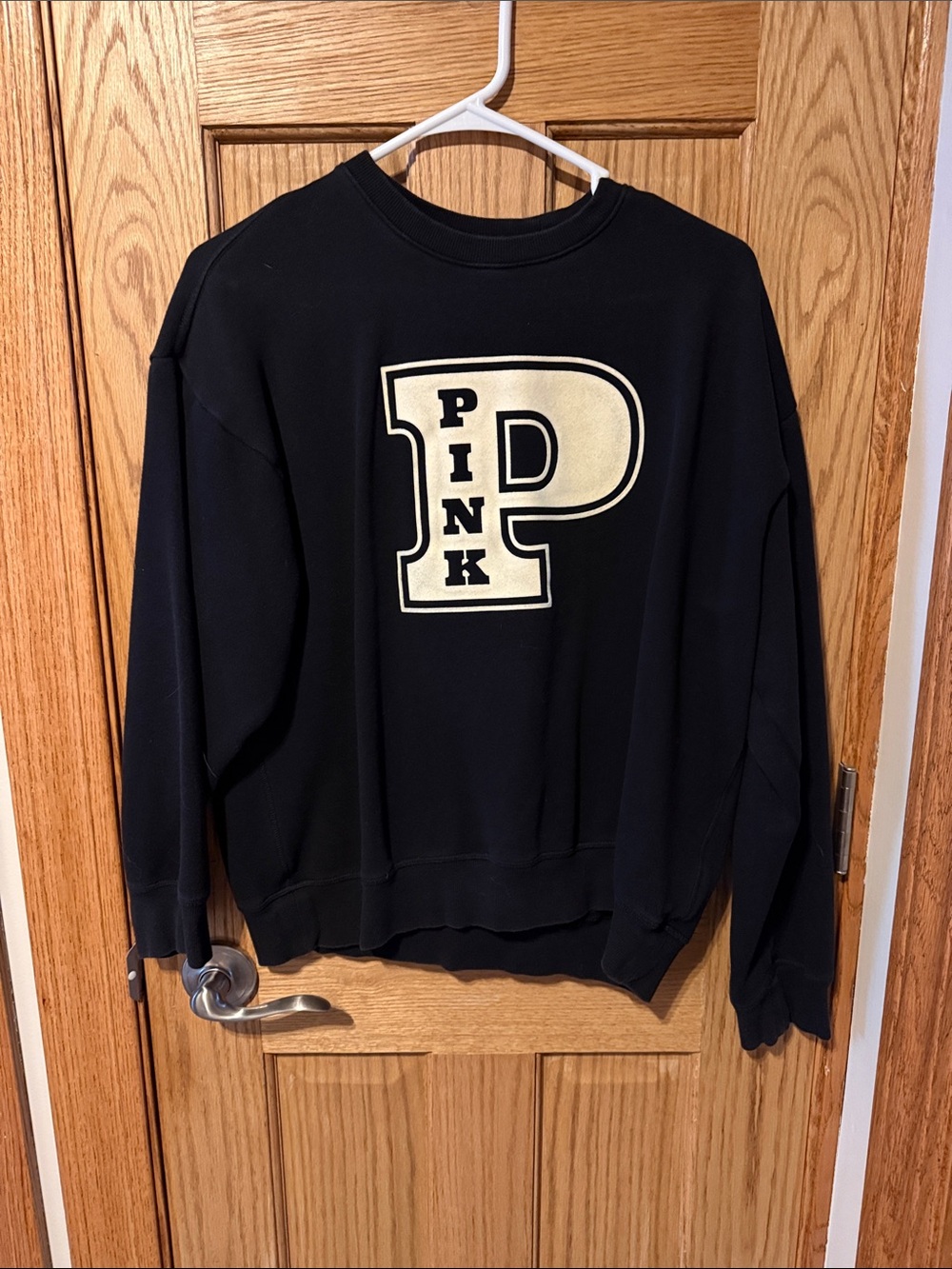 PINK Victoria's Secret Black Crewneck Sweatshirt with Cream 'P' Graphic